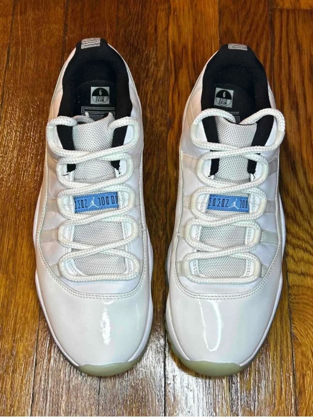 Jordan 11 Low Legend Blue Size 9 Men Shoes